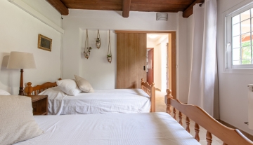 Resa Estates vastgoed te koop Ibiza Geraldine finca san lorenzo noorden bedroom 7.jpg